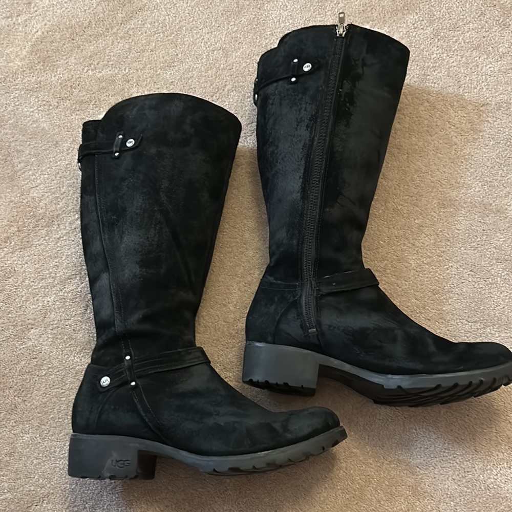 Ugg black boots - Picture 2 of 4